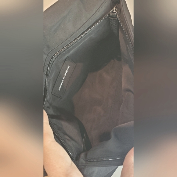 Narciso Rodriguez Black Makeup-Cosmetic Bag- zip closure - Like-New - Picture 7 of 9